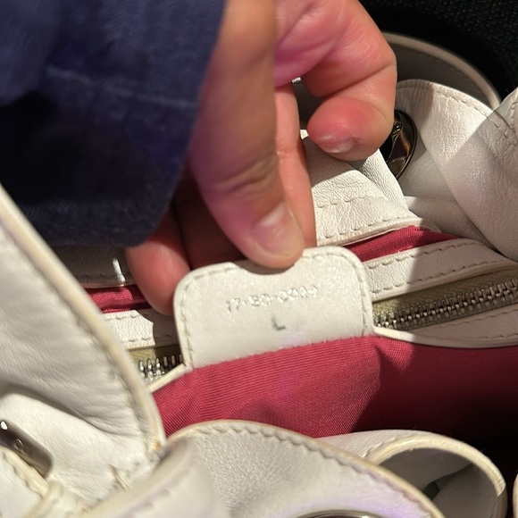 PRICE CUT !!! Christian Dior Le Trente Tote with Pink Interior - Picture 4 of 9